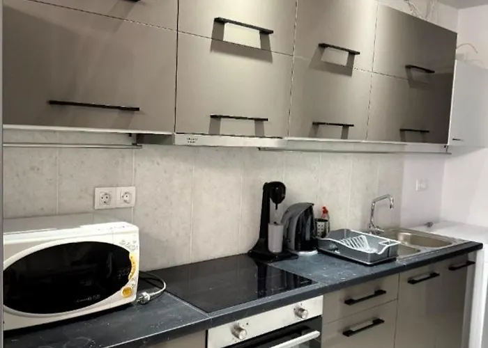 Luxury - Dias * Alikí